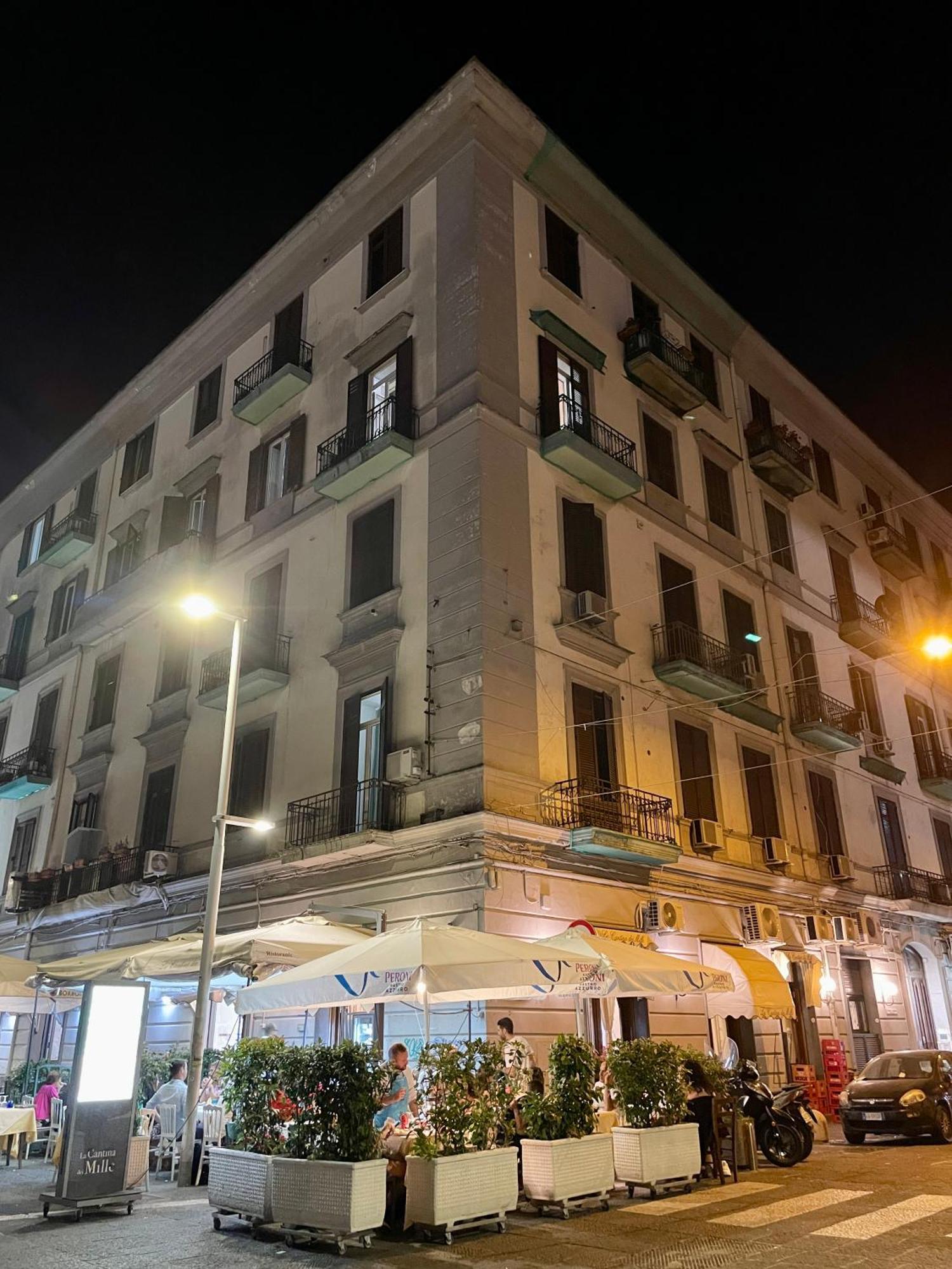Napoli Centrale Suite Exteriér fotografie
