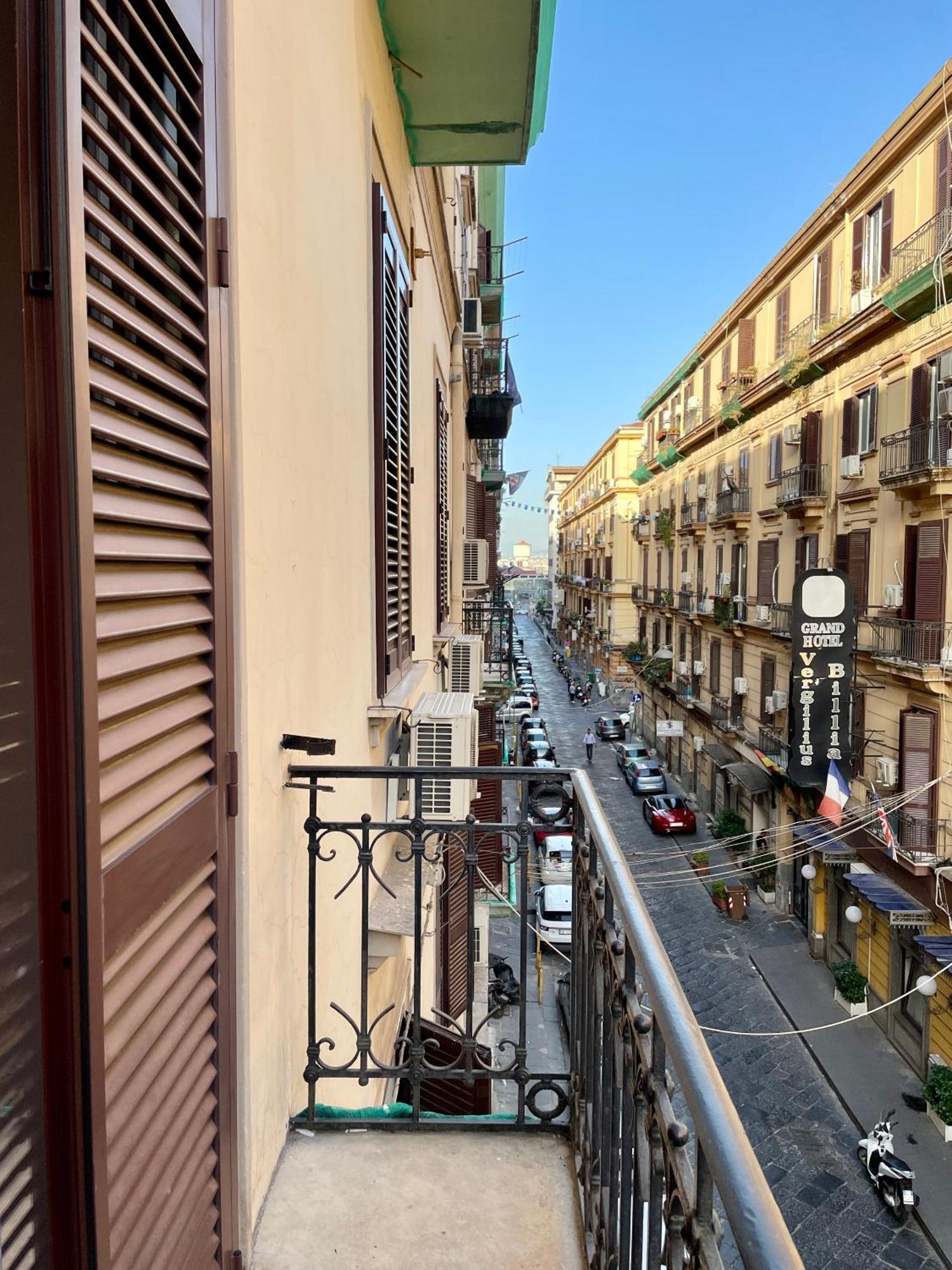 Napoli Centrale Suite Exteriér fotografie